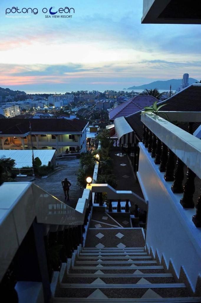 Aksarai Hotel Patong Buitenkant foto