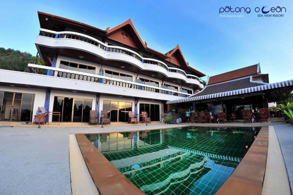 Aksarai Hotel Patong Buitenkant foto